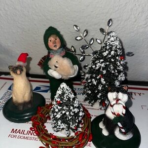 BYERS CHOICE Christmas CAROLERS Accessories CATS & TODDLER free trees
